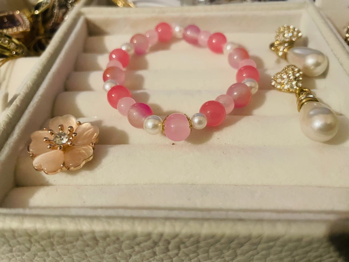 Bracelet en perles rose et blanc - photo 3