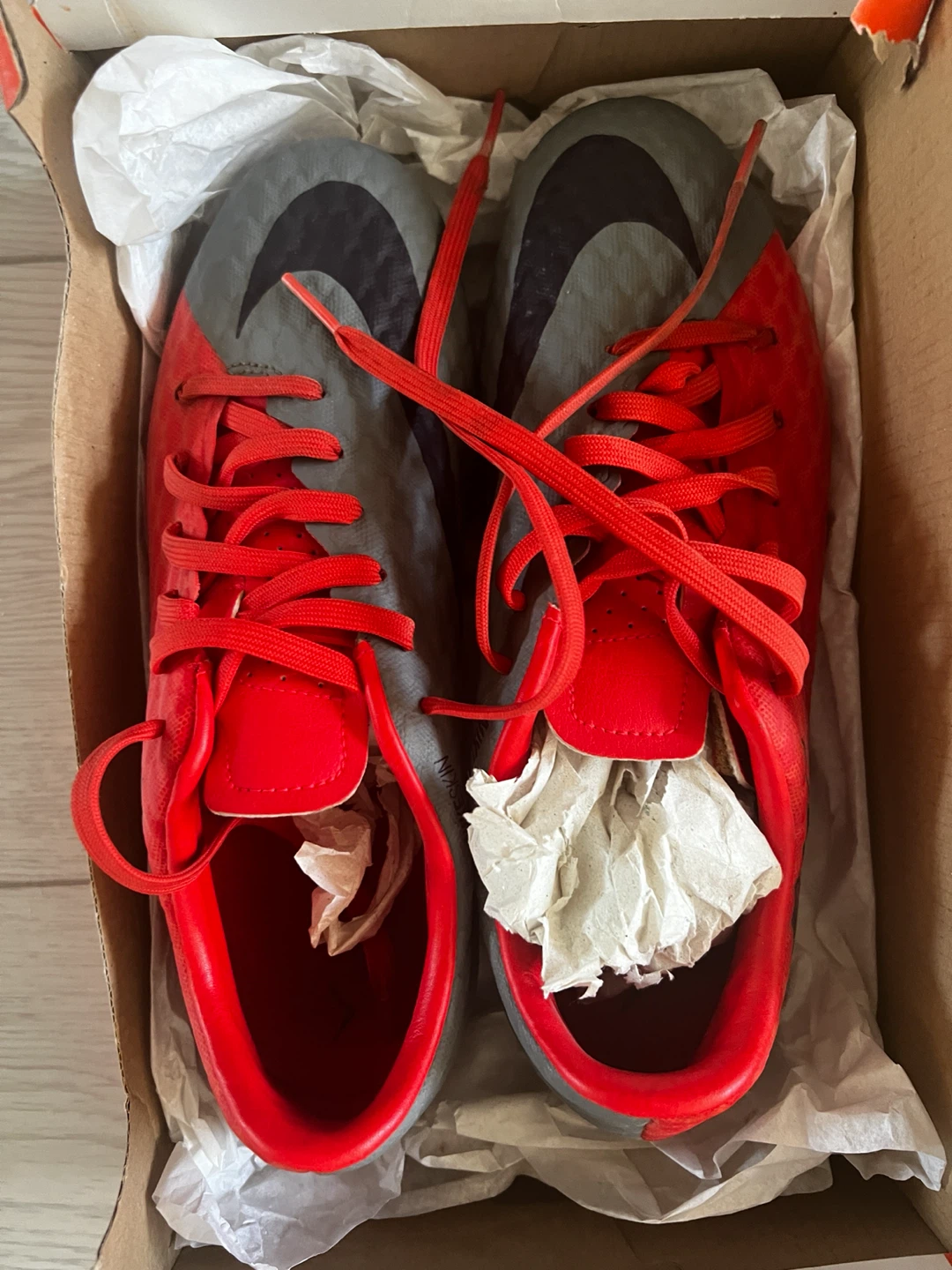 Nike Hypervenom Soccer Cleats – Size 6.5