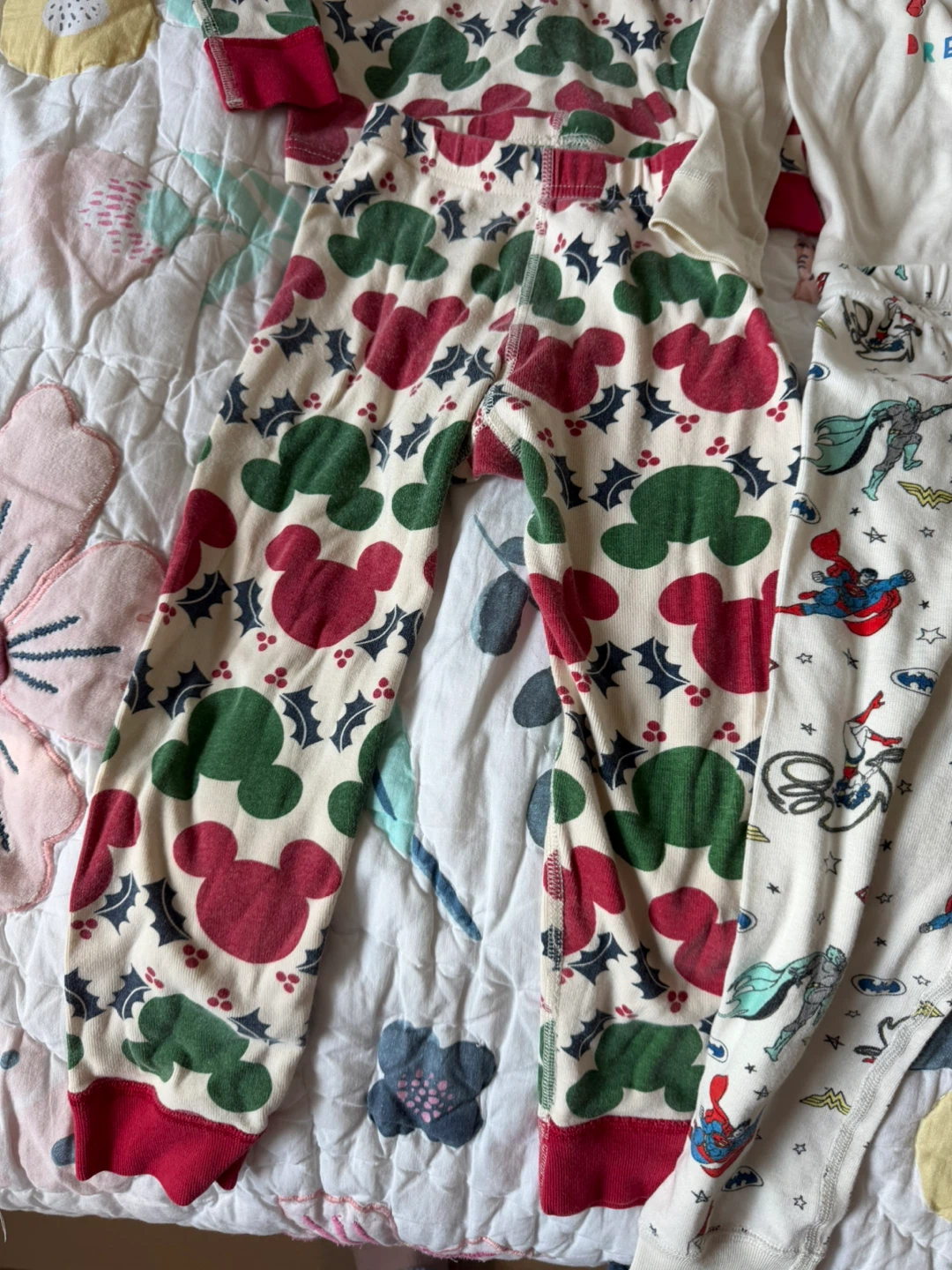 Two Hanna Anderson pajamas 4t - photo 4