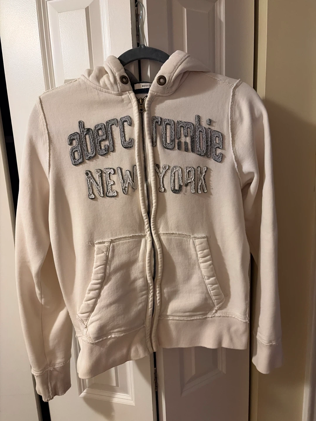 Abercrombie & Fitch New York Zip-Up Hoodie