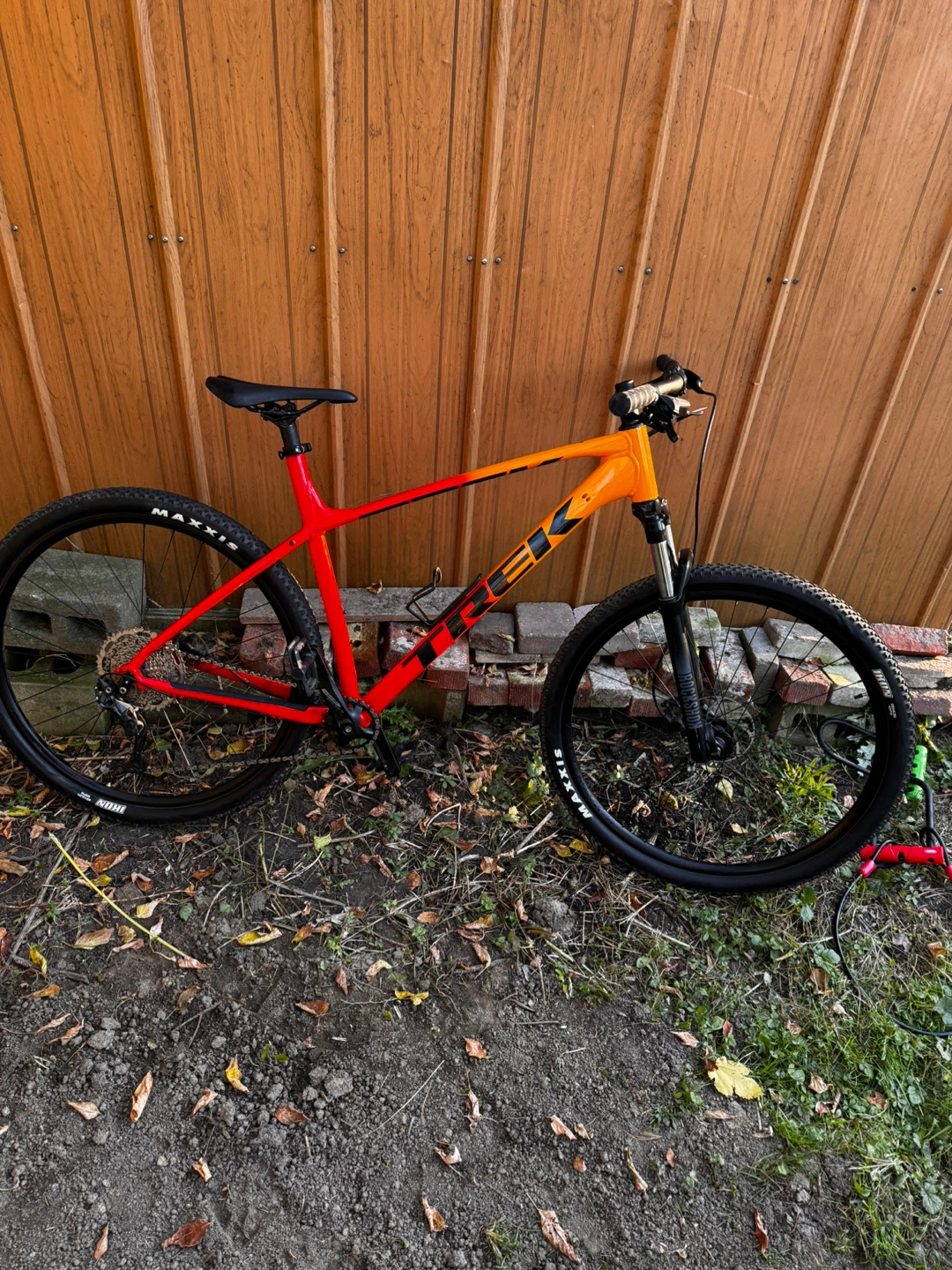 Trek Marlin 7 gen 2 Mountain bike(RECEIPT INCLUDED)