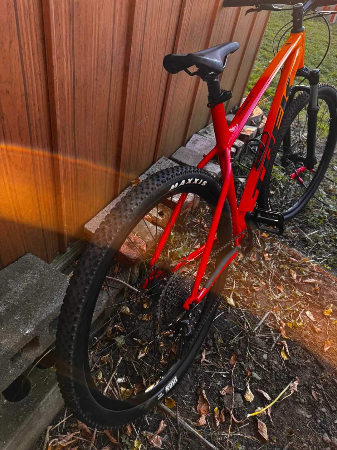 Trek Marlin 7 gen 2 Mountain bike(RECEIPT INCLUDED) - photo 2