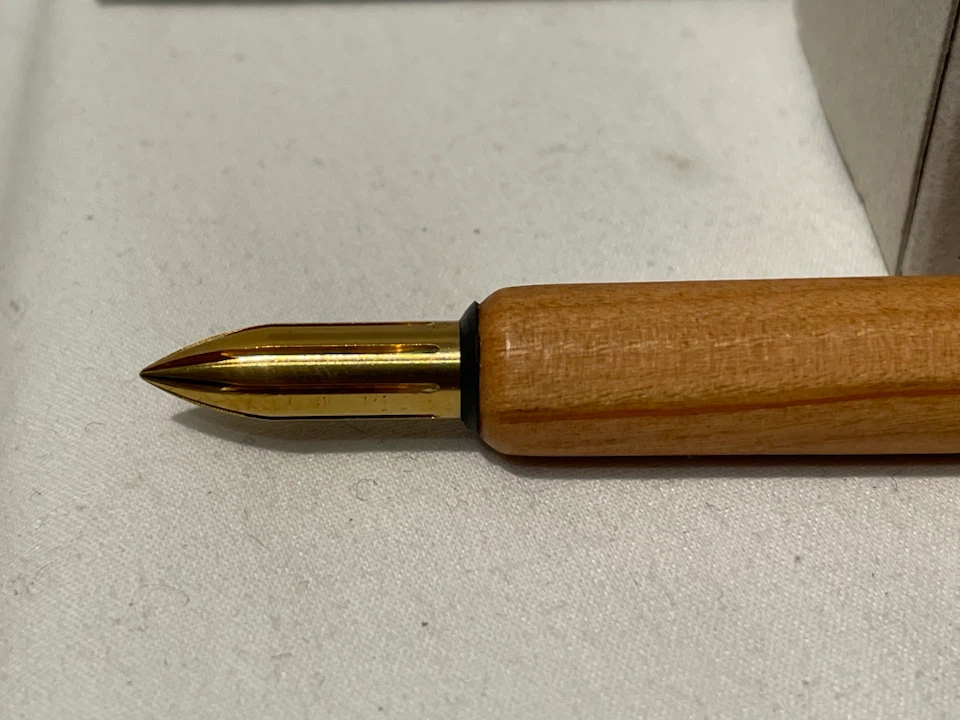 Kakimori Dip Pen, Brass Nib, Cherry Wood Nib Holder