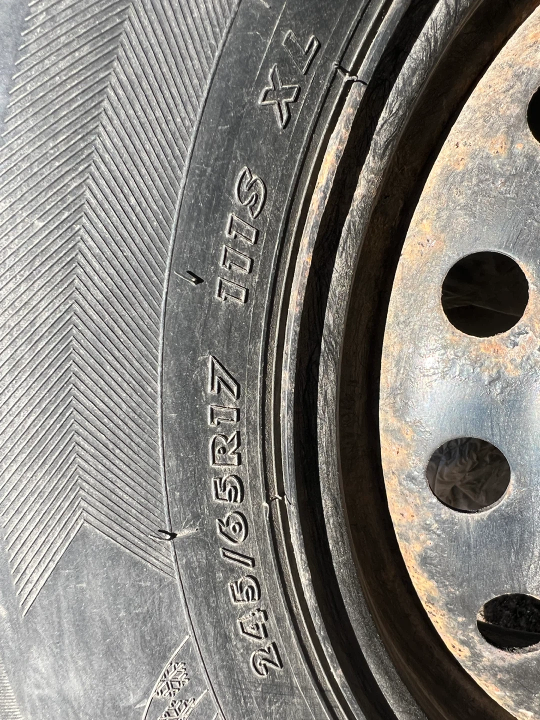 Set of 4 Antares Grip 20 winter Tires 245/65R17 - photo 2