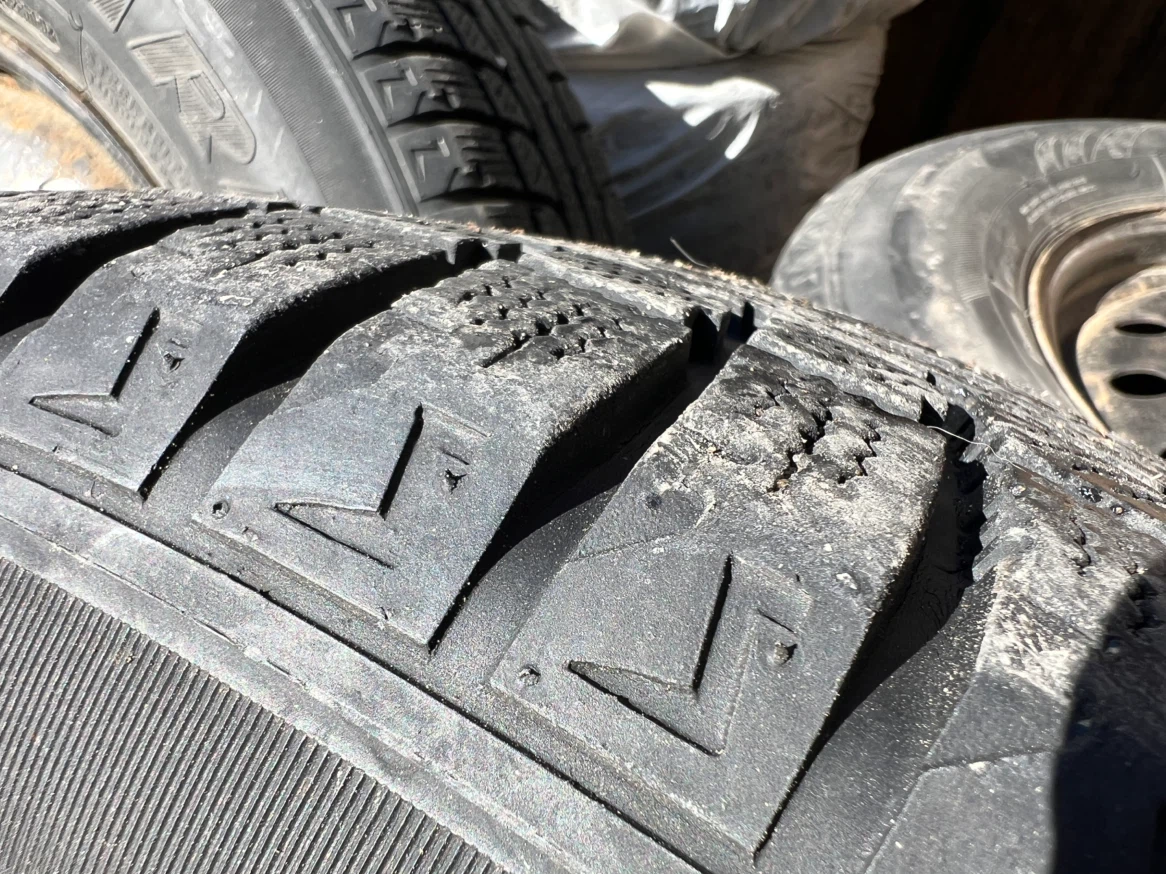 Set of 4 Antares Grip 20 winter Tires 245/65R17 - photo 3