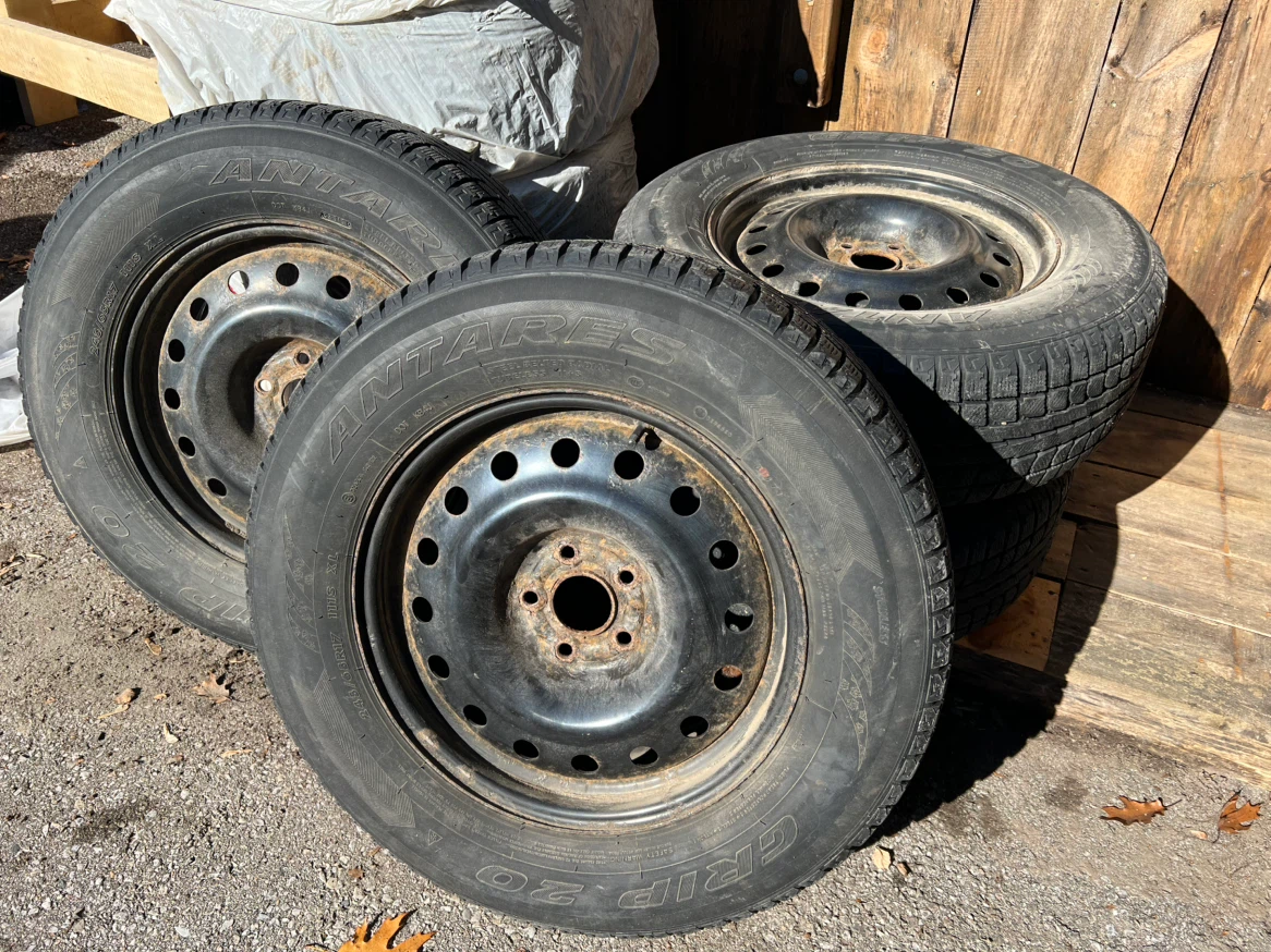 Set of 4 Antares Grip 20 winter Tires 245/65R17 - photo 4