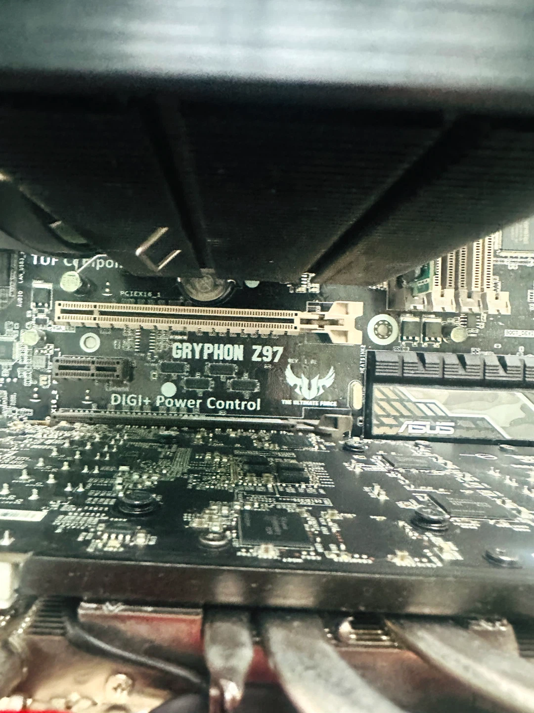 ASUS Gryphon Z97 Motherboard PC Bundle - photo 2
