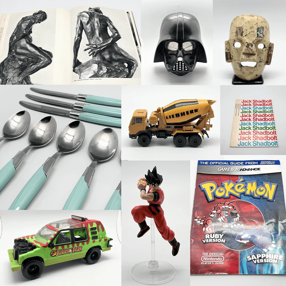 Vintage toys, accessories, art and design books and more - photo 3