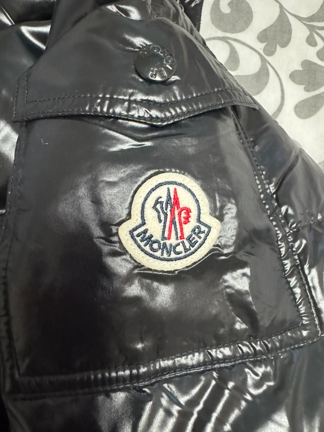 Authentic Moncler Puffer Jacket READ DESC - photo 2