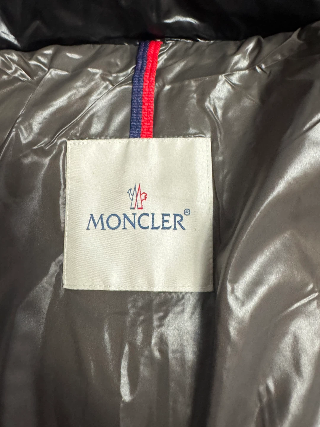 Authentic Moncler Puffer Jacket READ DESC - photo 4