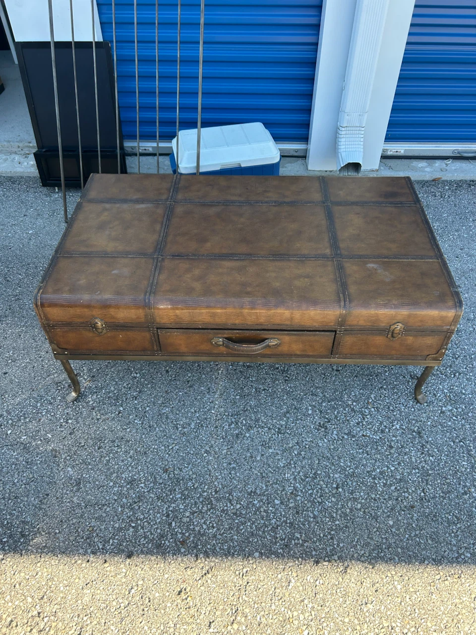 Vintage-Style Trunk Coffee Table