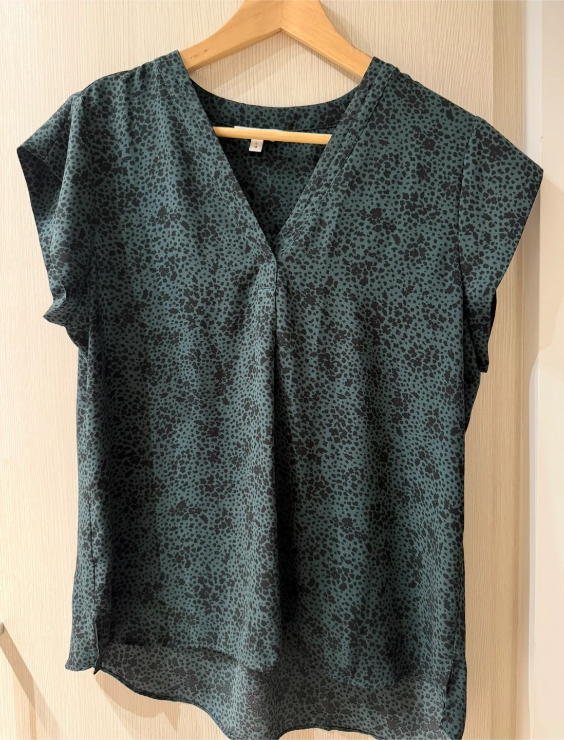 Beautiful Reitman Blouse - Animal Print - Green