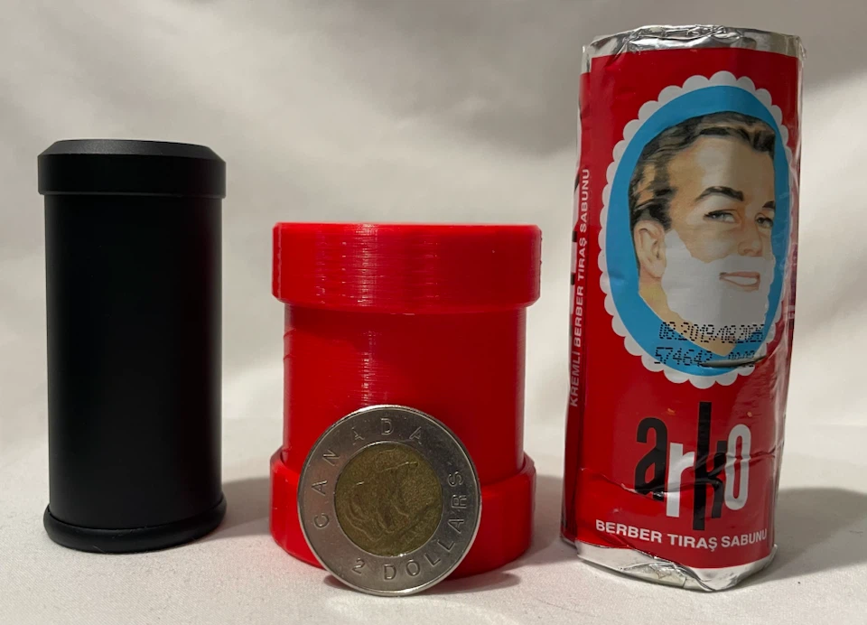 Fendrihan Travel Shave Brush & Arko Shave Soap Container - photo 2