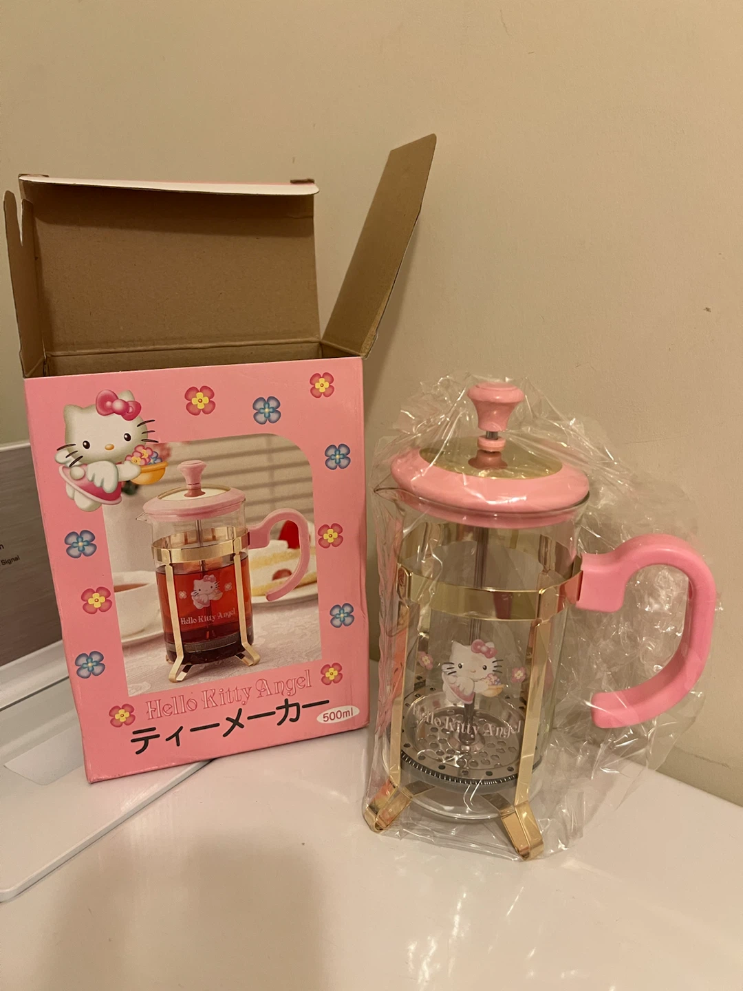 Hello Kitty Angel French Press Tea Maker