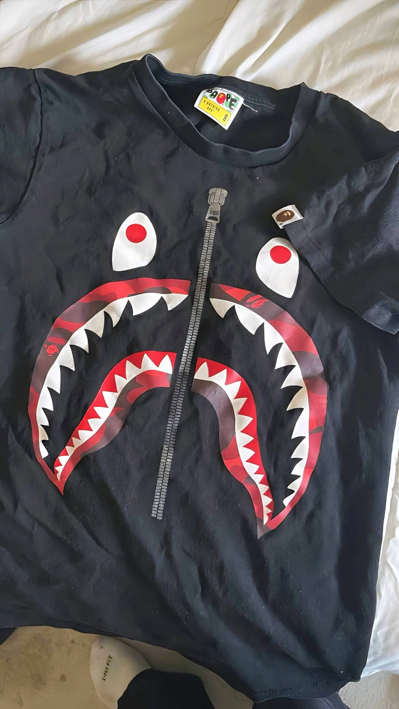 BAPE Shark Full Zip T-Shirt Black | Karrot