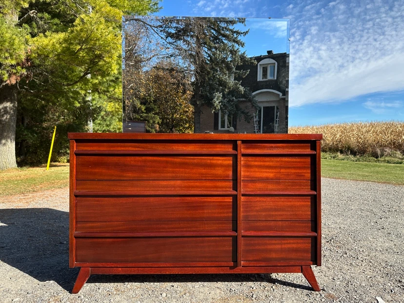 Vintage MCM Gibbard Mahogany Dresser (CAN DELIVER) - photo 3