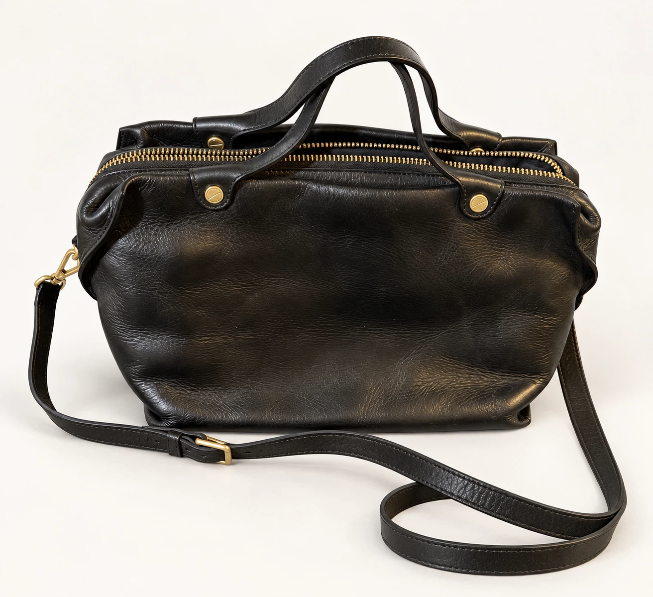 ECCO Genuine Leather Handbag / Crossbody Bag – Like New – $90