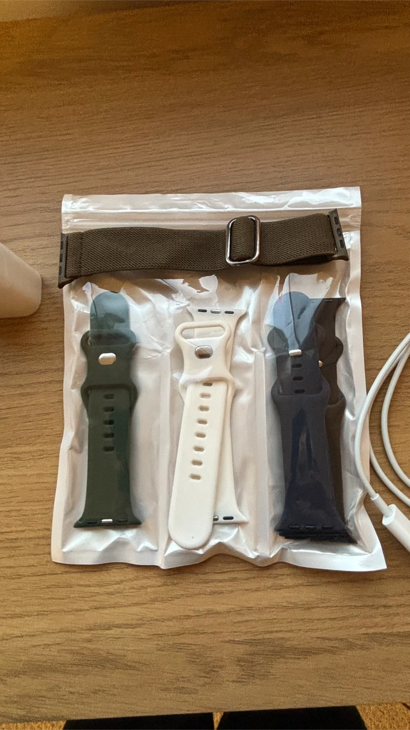 Apple Watch SE 2 (44mm screen size) - photo 5