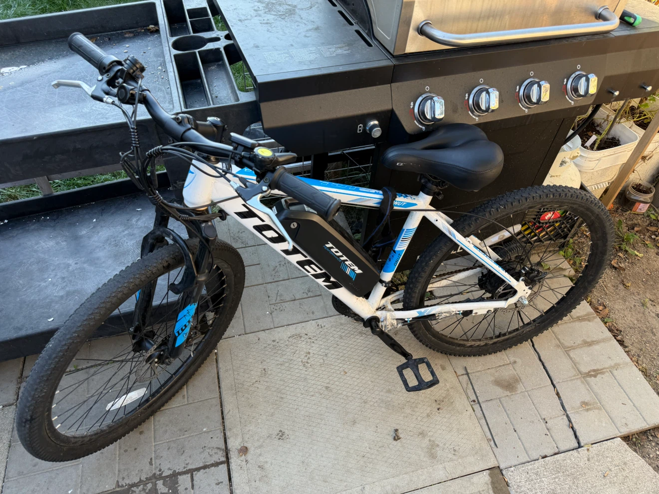 Totem Electric Mountain Bike NO BATTERY/UNTESTED
