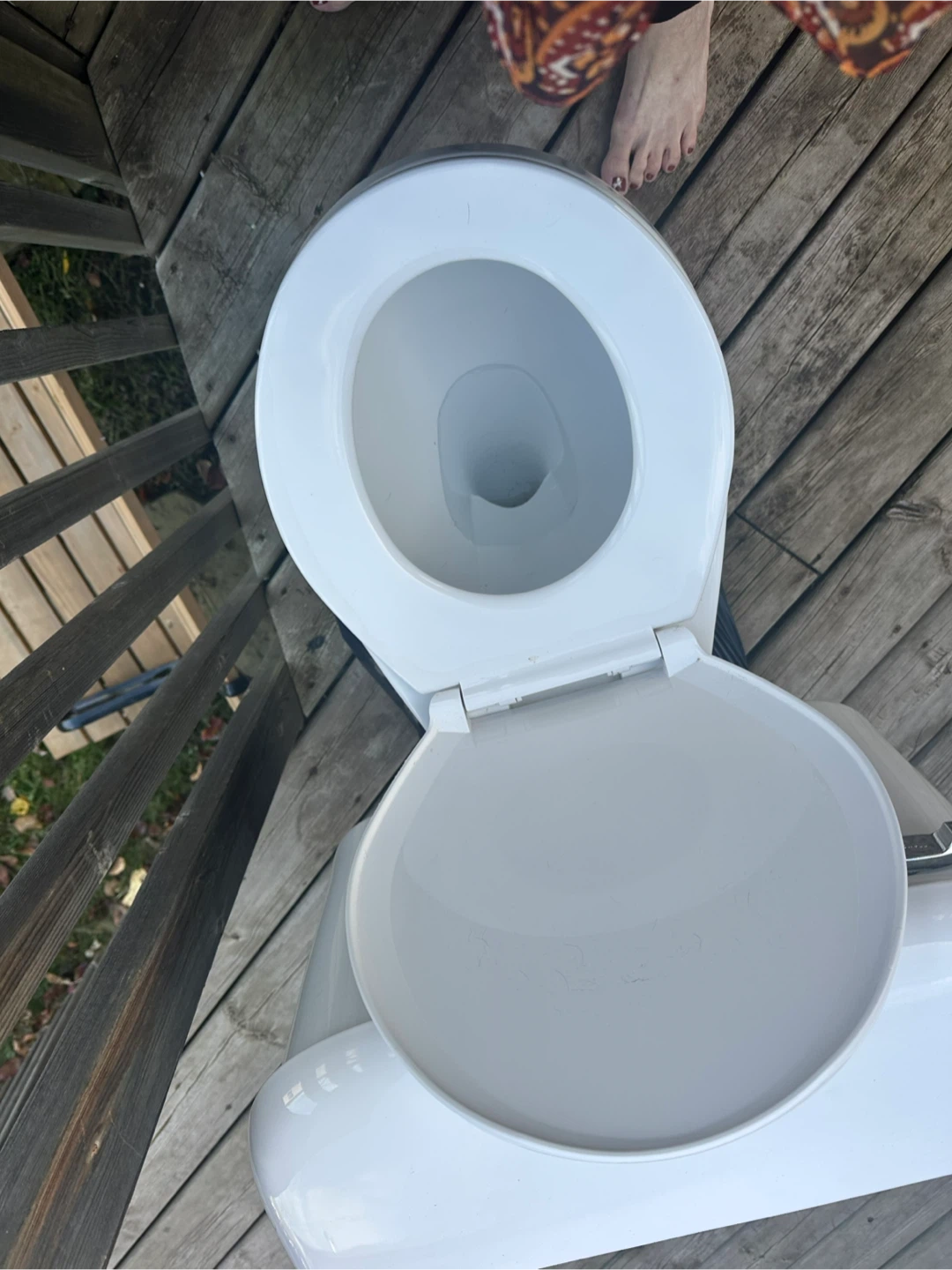 White standard porcelain toilet - photo 3