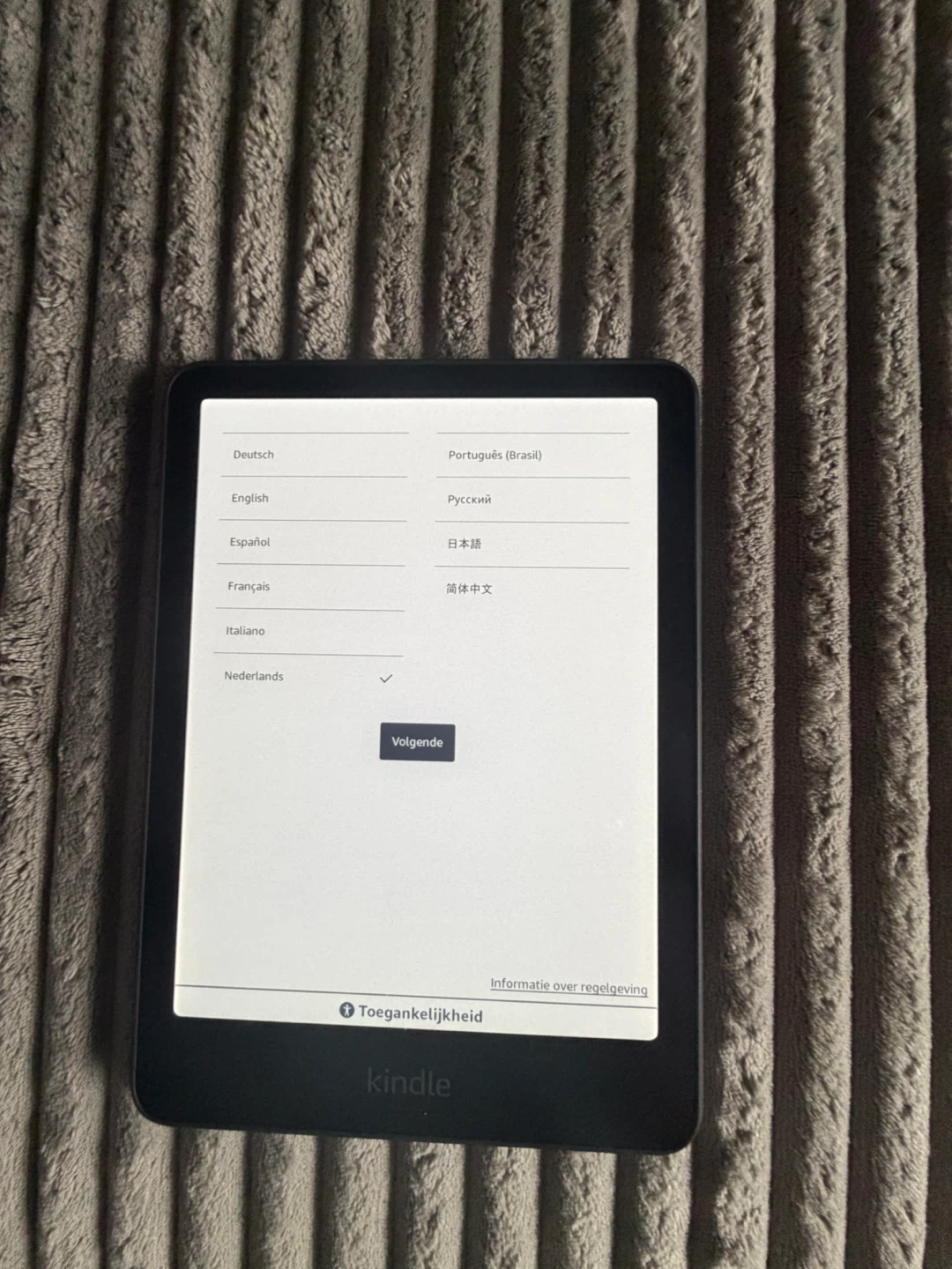 Amazon Kindle 16 GB Colorsoft with accessories - photo 2