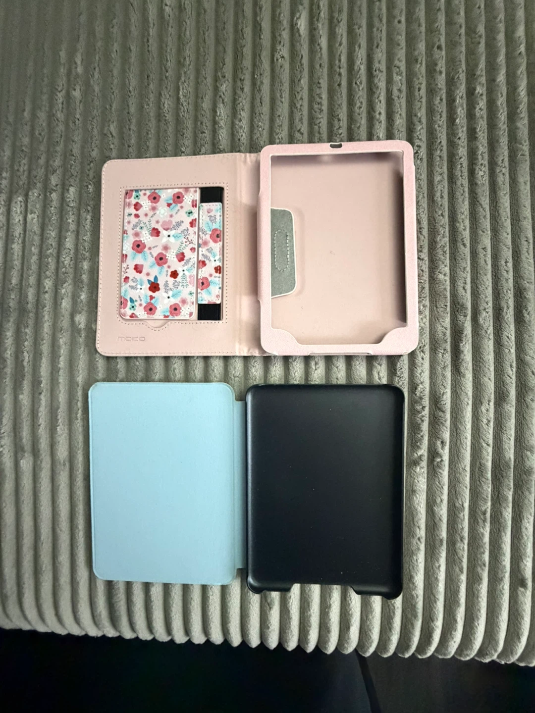 Amazon Kindle 16 GB Colorsoft with accessories - photo 4