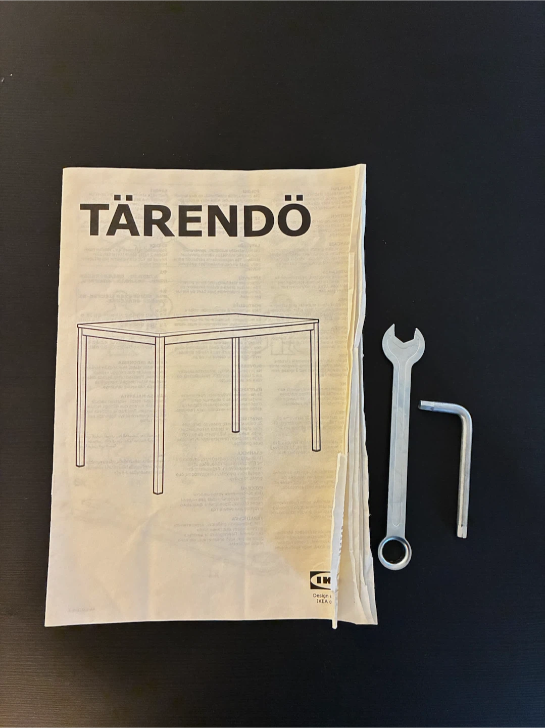 IKEA TÄRENDÖ Black Dining Table - photo 2