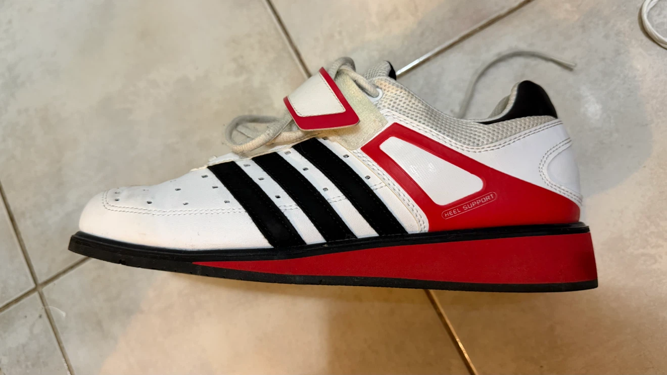 Adidas Power Perfect II Weightlifting Shoes size 9