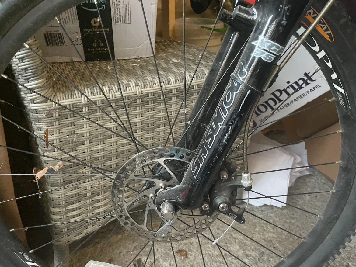 Fuji Outland Pro Mountain Bike - photo 5
