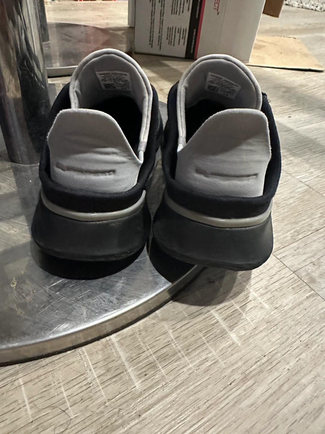 Under Armour SlipSpeed Shoes Size 4.5Y - photo 2