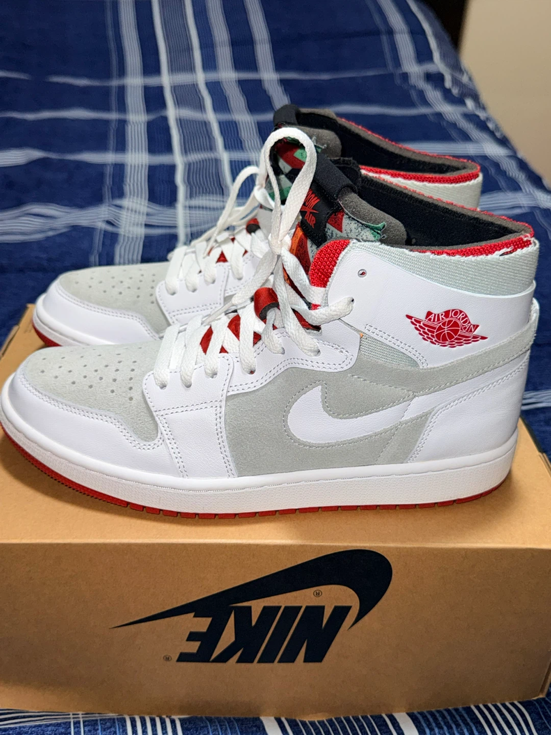Nike Air Jordan 1 Zoom Air CMFT Sneakers Size 9.5 - photo 2