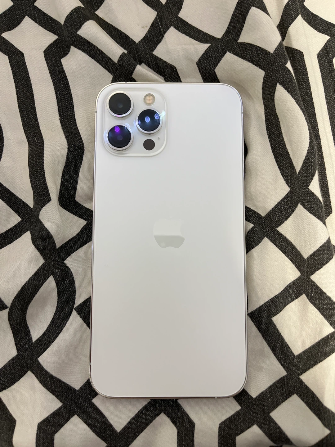 Apple iPhone 12 Pro Max - photo 3