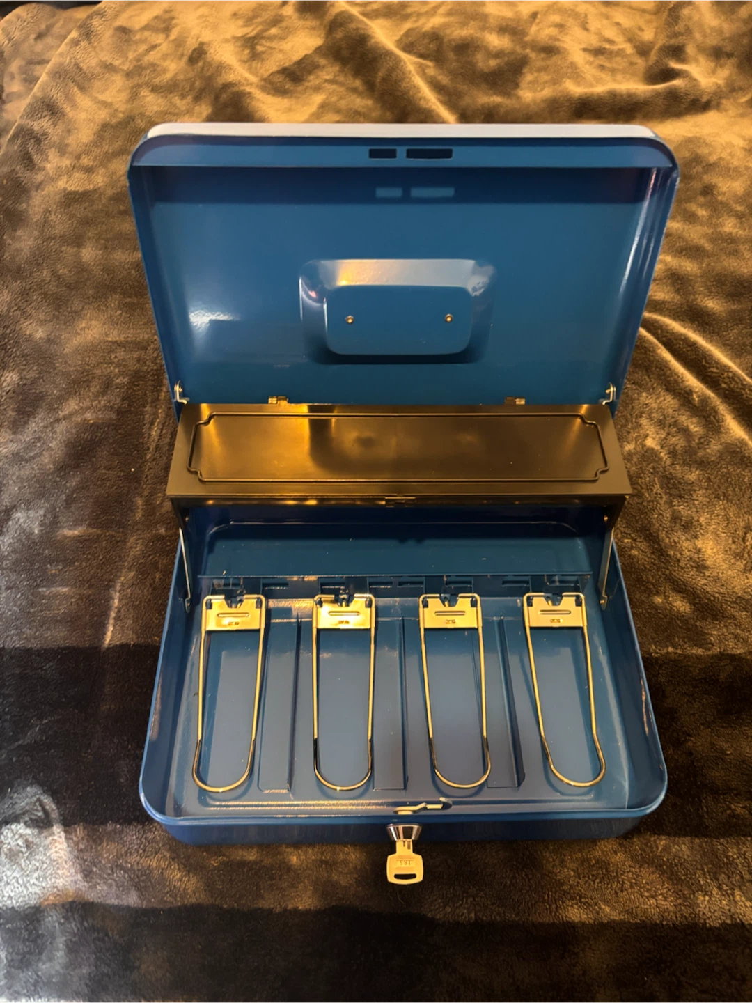 Blue metal cash box - photo 2