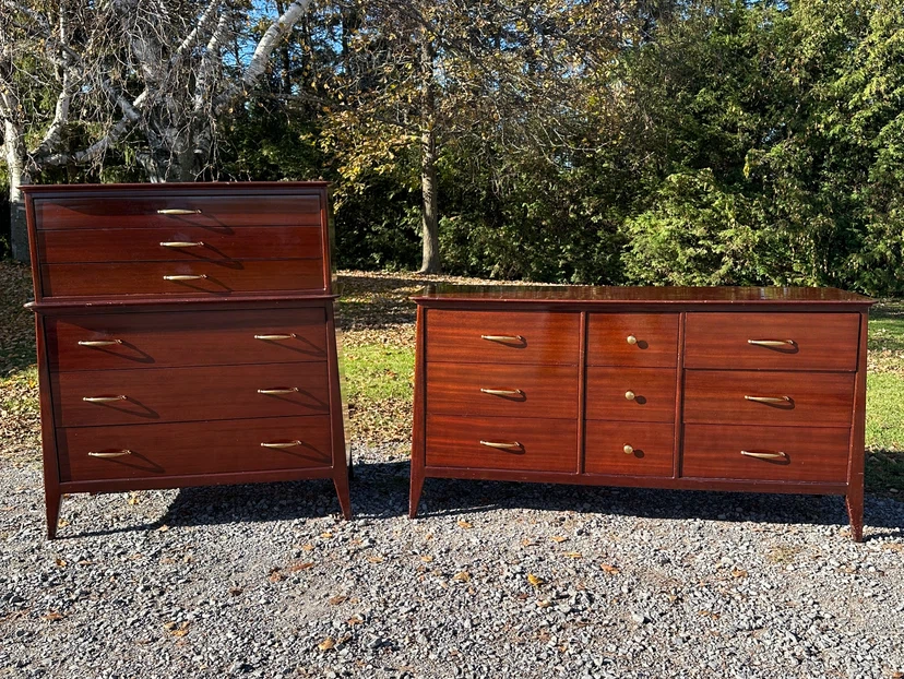 Vintage Gibbard MCM Mahogany Bedroom Set (CAN DELIVER)