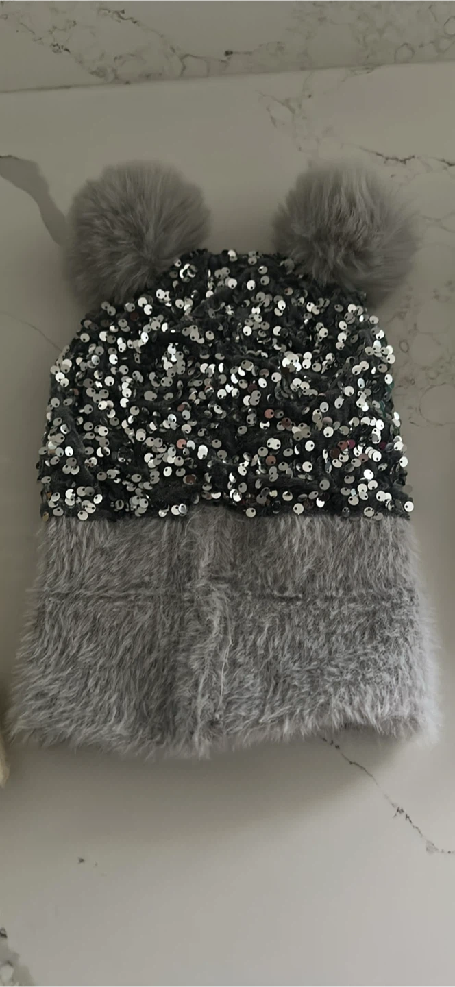 Set of 4 Girl's Pom-Pom Beanies - photo 2