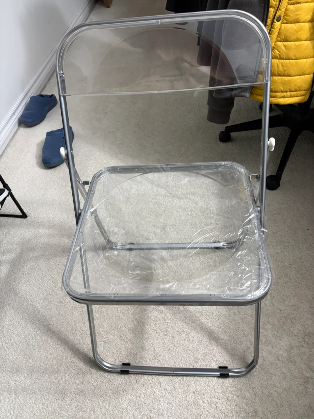 Brand New Modern Clear Acrylic Folding Chair – Transparent - photo 2