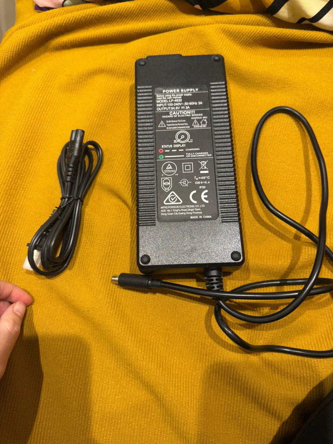 54.6V 3A Lithium Charger for 48V E-Bike/E-Scooter LP-4830 - photo 3