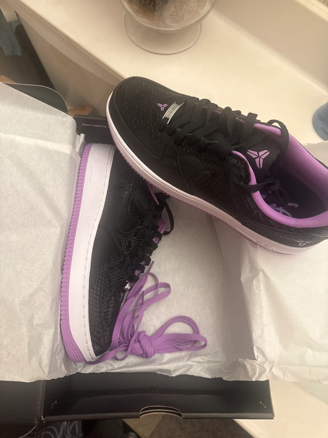 Nike Kobe Air Force 1 Low size 9