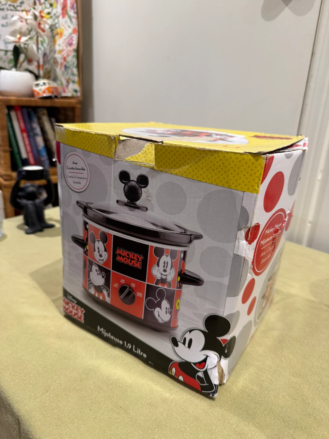 Disney Mickey Mouse 1.9L Slow Cooker / Crock Pot - photo 2