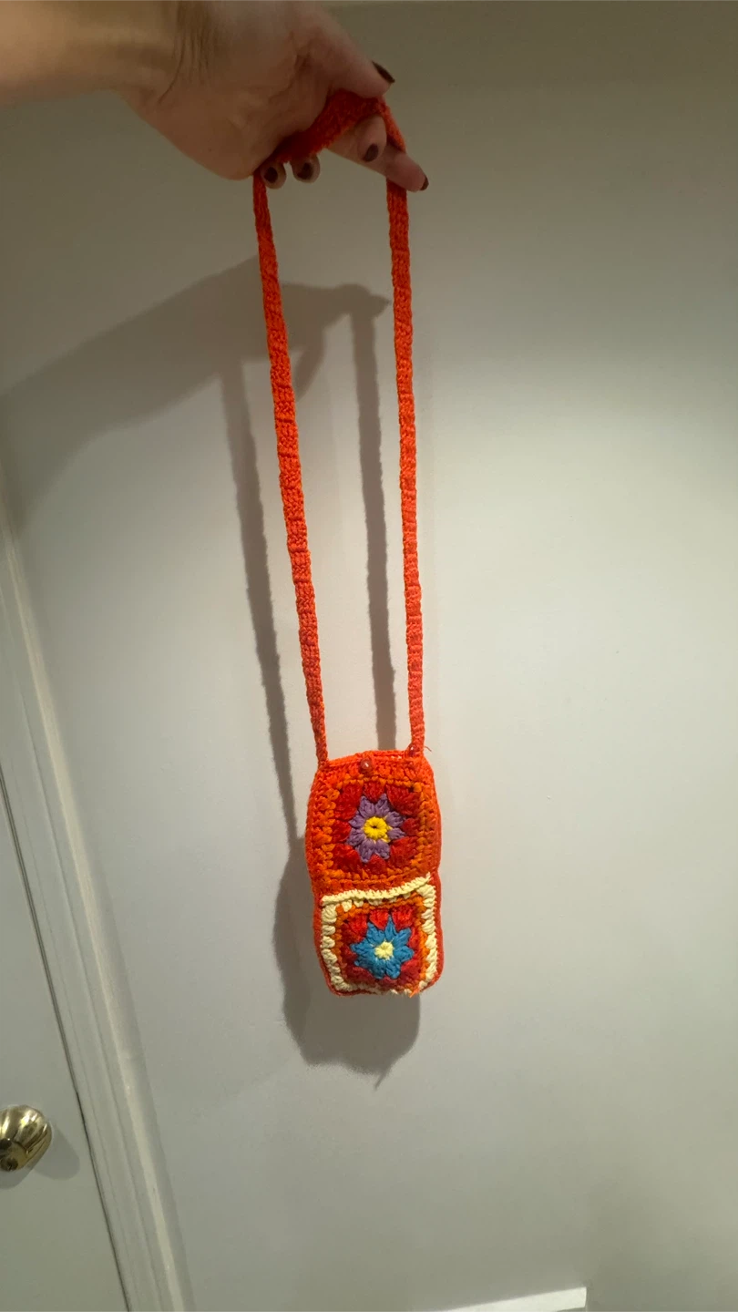 Handmade Crochet Crossbody Phone Bag – Colorful Granny Square - photo 3