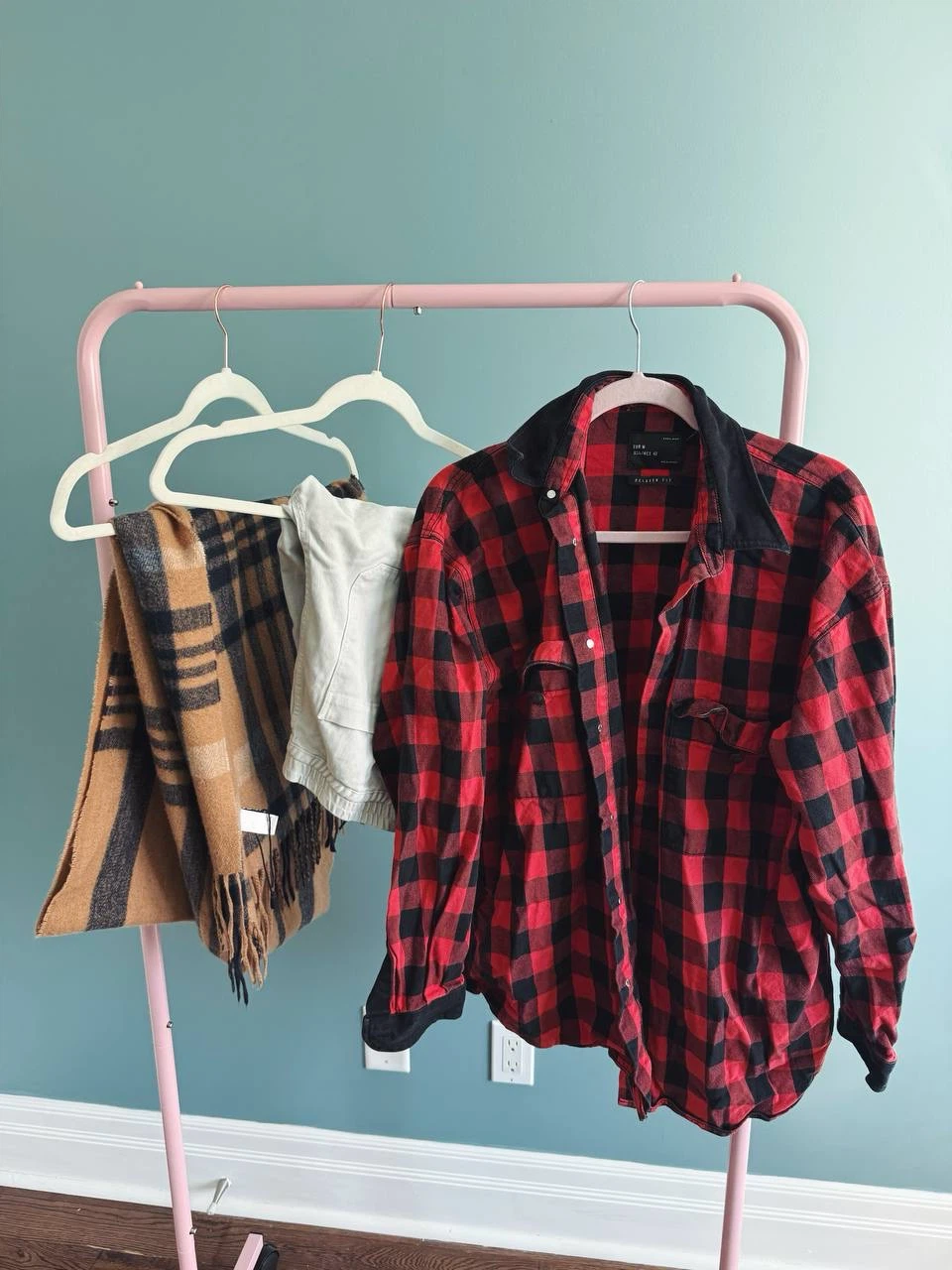 Men’s Clothing & Accessories Bundle – 7 Pieces $50 - photo 4