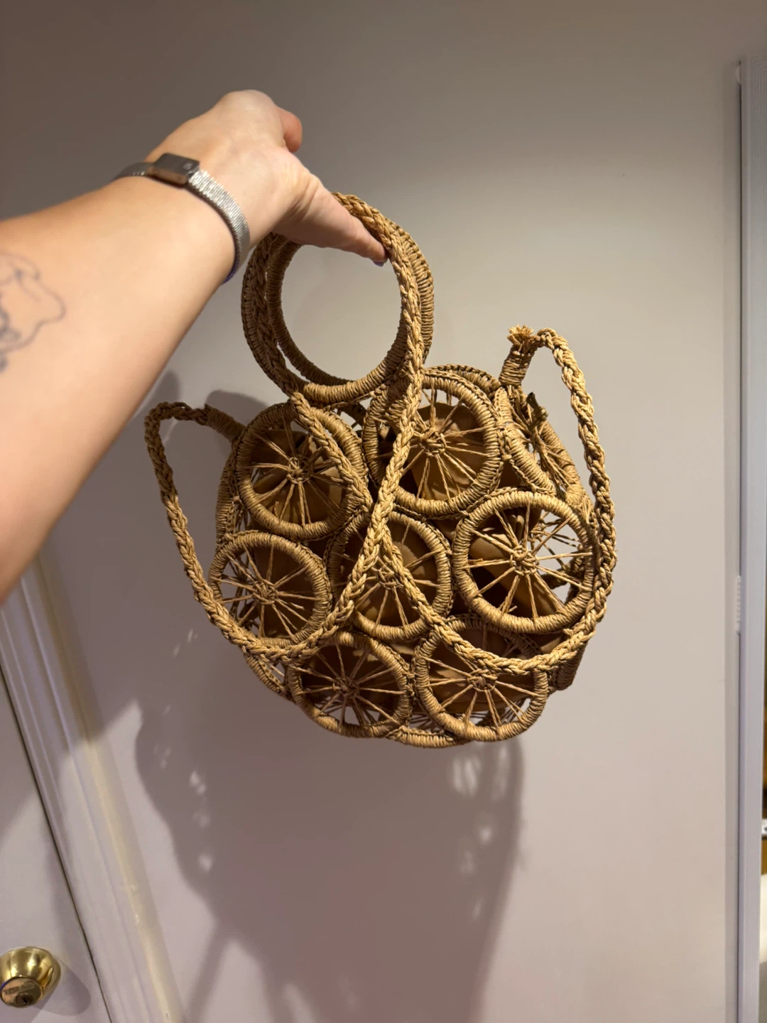 Boho Woven Straw Handbag – Round Rattan Style Bag - photo 5