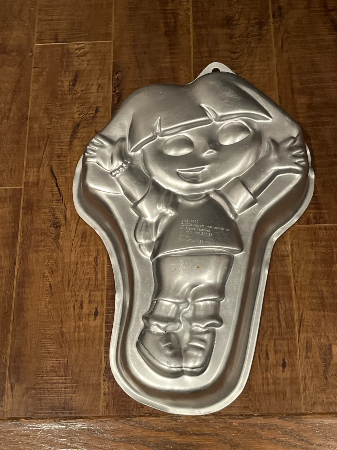 Wilton Dora the Explorer Cake Pan