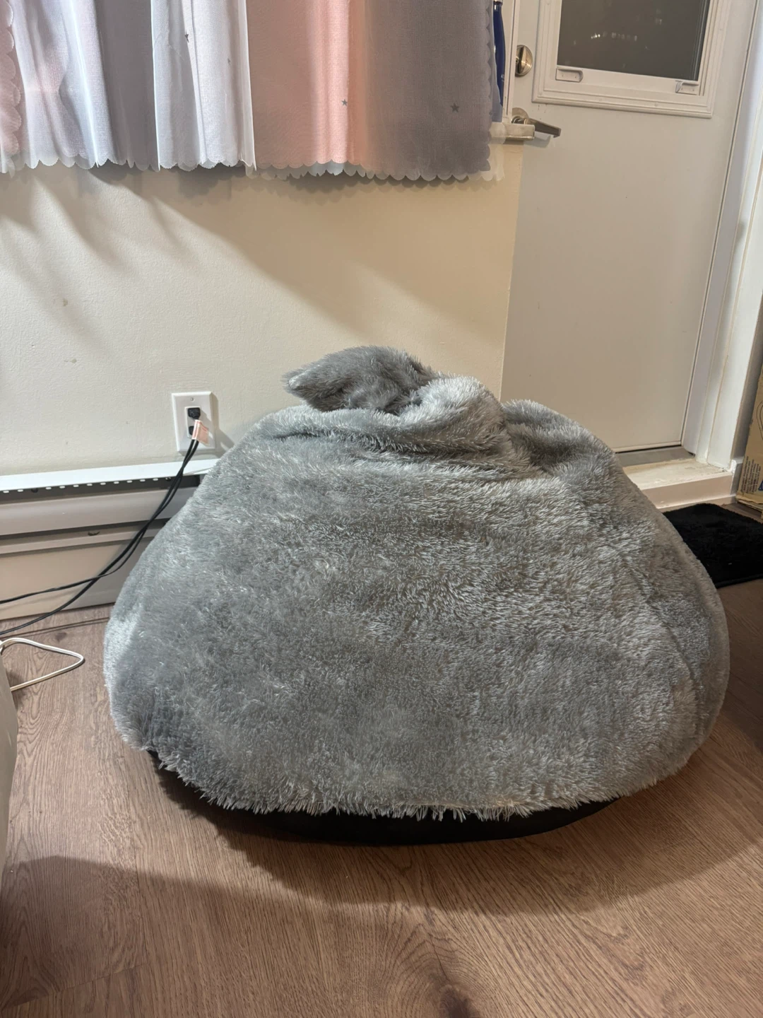 XL Grey Faux Fur Bean Bag – Memory Foam Filled