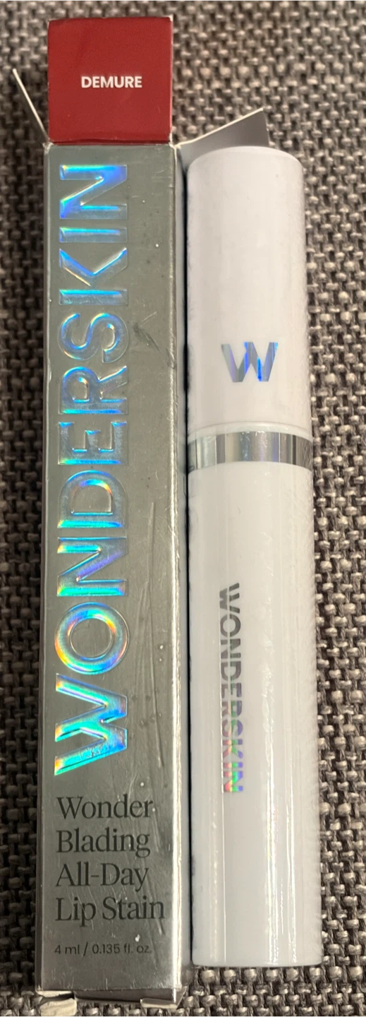 Wonderskin Wonder Blading All-Day Lip Stain - Demure
