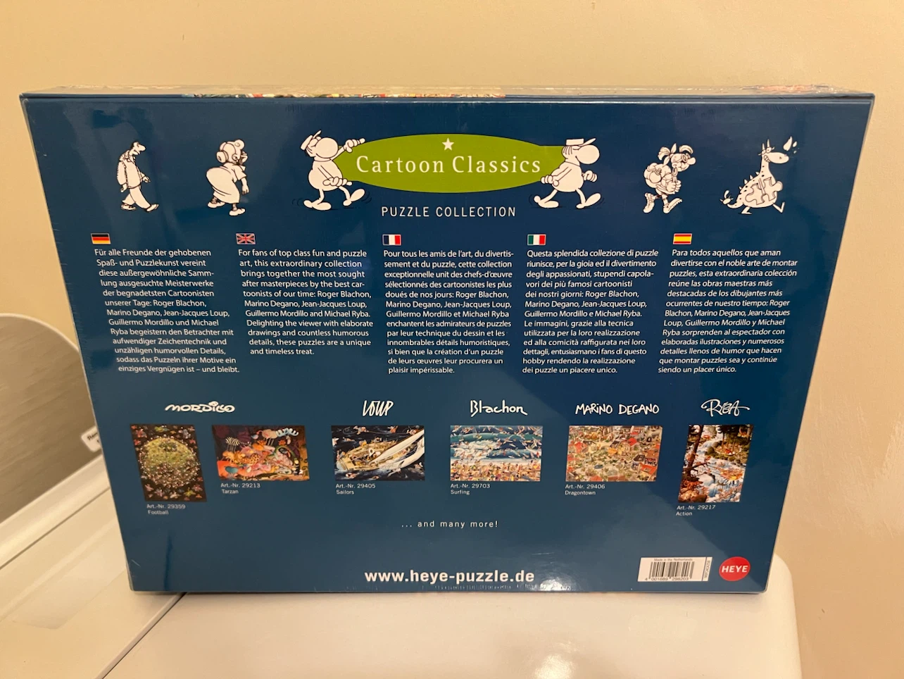 Heye Cartoon Classics Protest 2000-Piece Puzzle - photo 2