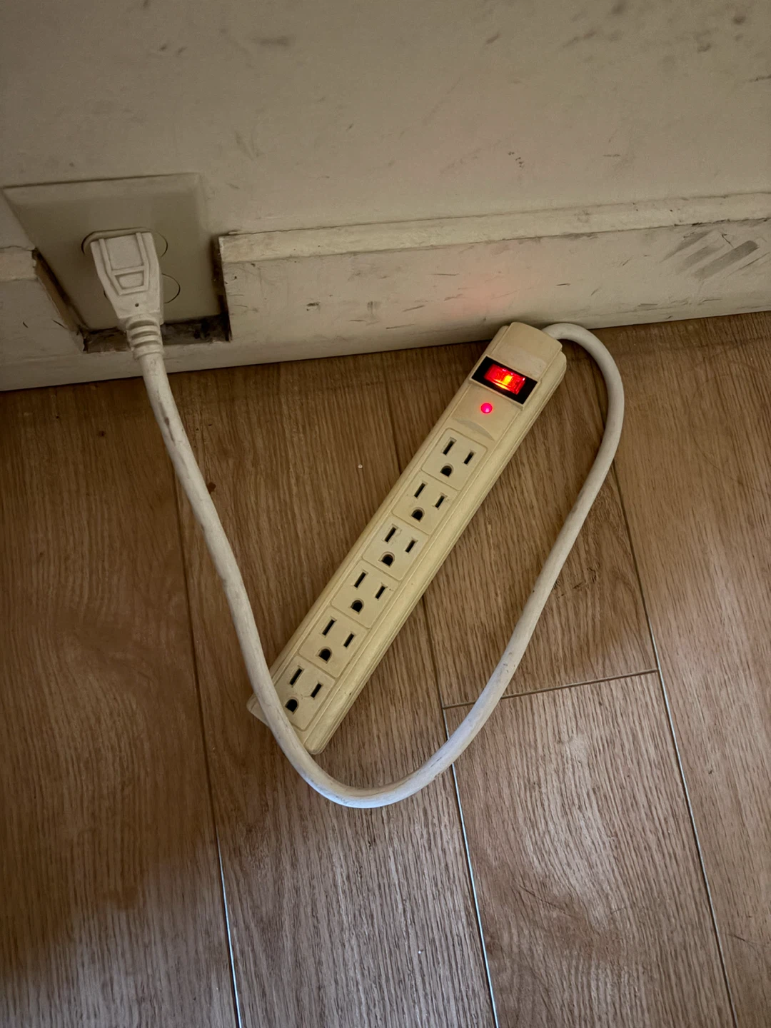 White 6-Outlet Power Bar - photo 2