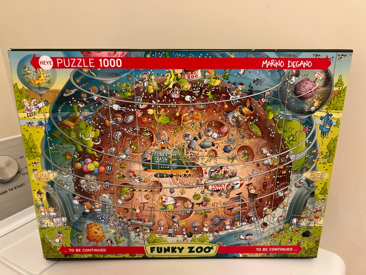 Heye Funky Zoo Cosmic Habitat 1000-Piece Puzzle