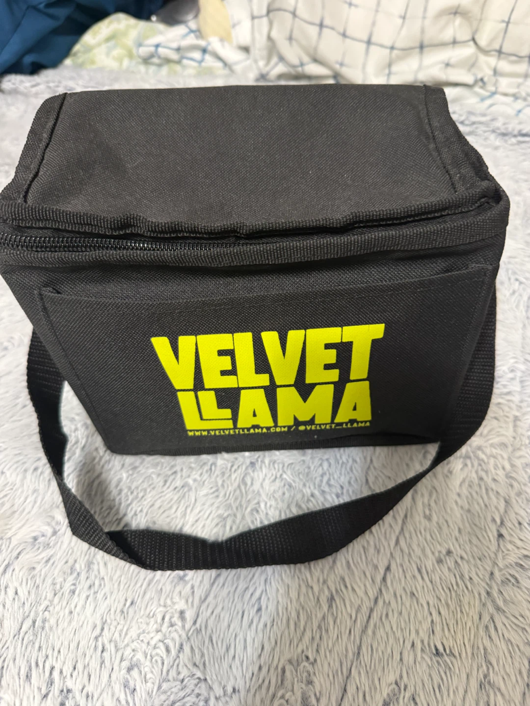 Velvet Llama Insulated Lunch Bag