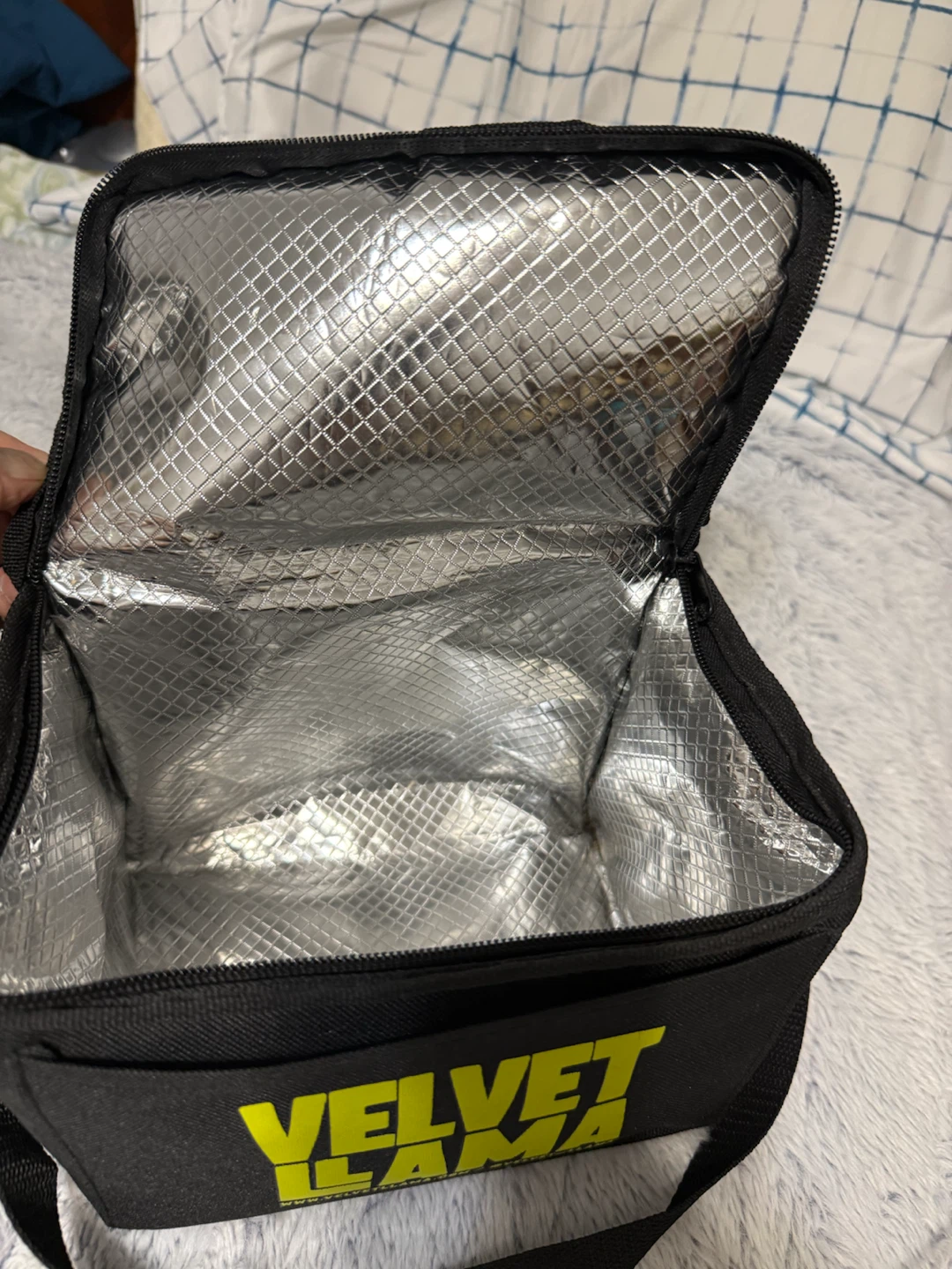 Velvet Llama Insulated Lunch Bag - photo 2